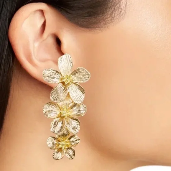 NEW Anthropologie Shashi "Botanique" Flower Design Gold Drop Earrings - Picture 4 of 15